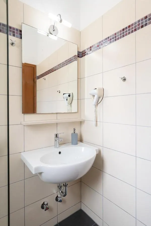 Nondas Apartments Lassi