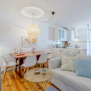 Bright & Spacious Alfama Apartment, By Timecooler , Lisbon Portugal